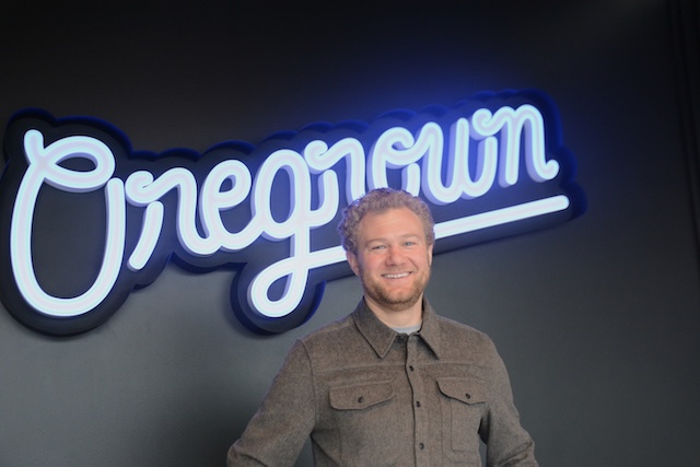 First marijuana dispensary opens in Redmond